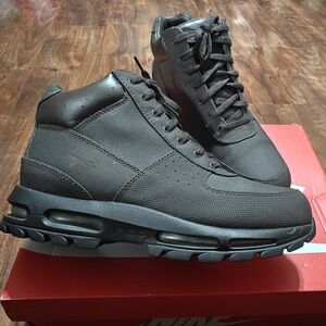 Nike ACG Goadome Boots